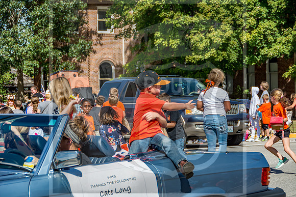 Route 66- Homecoming Parade in Waynesville, MO (C)2017PicsbyJax #WHS #waynesvillehomecoming2017 #WMS #tigerpride #getyourpicsonroute66 #picsbyjax -2304.jpg