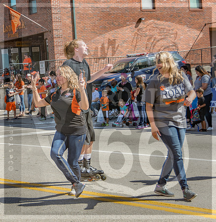Route 66- Homecoming Parade in Waynesville, MO (C)2017PicsbyJax #WHS #waynesvillehomecoming2017 #WMS #tigerpride #getyourpicsonroute66 #picsbyjax -2309.jpg
