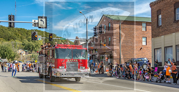Route 66- Homecoming Parade in Waynesville, MO (C)2017PicsbyJax #WHS #waynesvillehomecoming2017 #WMS #tigerpride #getyourpicsonroute66 #picsbyjax -2360.jpg