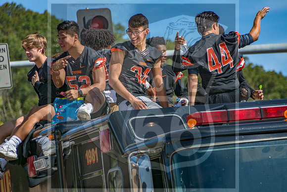 Route 66- Homecoming Parade in Waynesville, MO (C)2017PicsbyJax #WHS #waynesvillehomecoming2017 #WMS #tigerpride #getyourpicsonroute66 #picsbyjax -2390.jpg