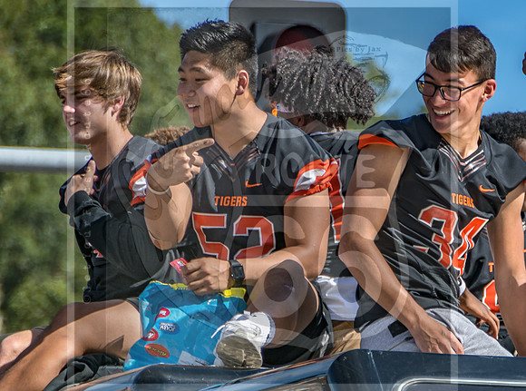 Route 66- Homecoming Parade in Waynesville, MO (C)2017PicsbyJax #WHS #waynesvillehomecoming2017 #WMS #tigerpride #getyourpicsonroute66 #picsbyjax -2391.jpg