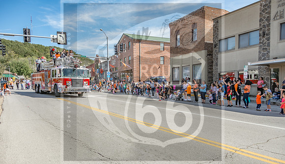 Route 66- Homecoming Parade in Waynesville, MO (C)2017PicsbyJax #WHS #waynesvillehomecoming2017 #WMS #tigerpride #getyourpicsonroute66 #picsbyjax -2404.jpg
