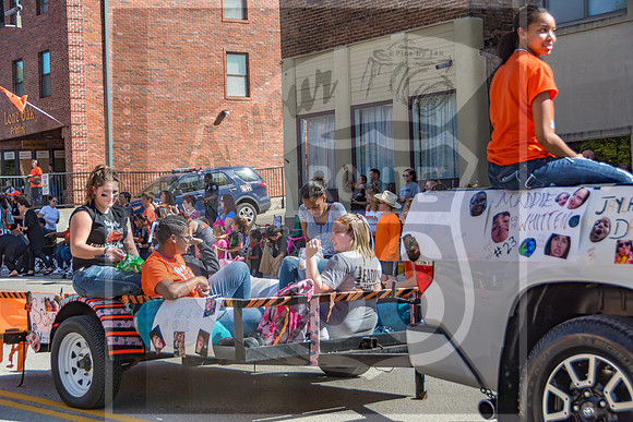 Route 66- Homecoming Parade in Waynesville, MO (C)2017PicsbyJax #WHS #waynesvillehomecoming2017 #WMS #tigerpride #getyourpicsonroute66 #picsbyjax -2421.jpg