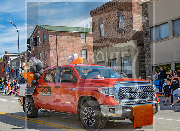 Route 66- Homecoming Parade in Waynesville, MO (C)2017PicsbyJax #WHS #waynesvillehomecoming2017 #WMS #tigerpride #getyourpicsonroute66 #picsbyjax -2426.jpg