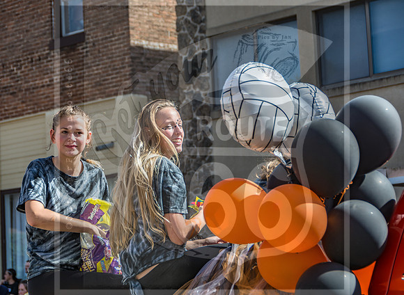 Route 66- Homecoming Parade in Waynesville, MO (C)2017PicsbyJax #WHS #waynesvillehomecoming2017 #WMS #tigerpride #getyourpicsonroute66 #picsbyjax -2430.jpg
