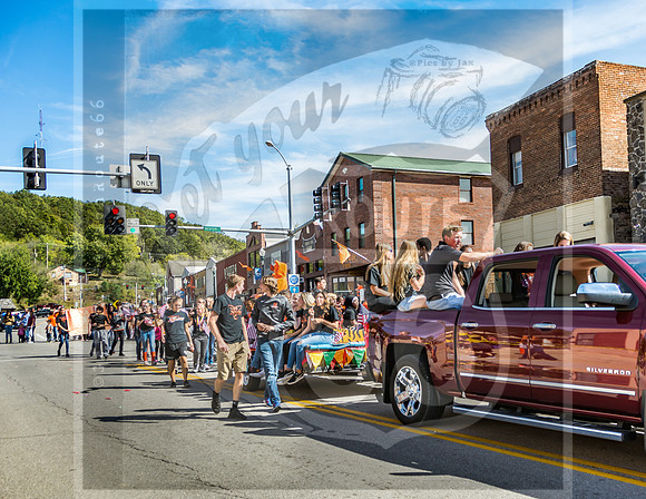 Route 66- Homecoming Parade in Waynesville, MO (C)2017PicsbyJax #WHS #waynesvillehomecoming2017 #WMS #tigerpride #getyourpicsonroute66 #picsbyjax -2444.jpg