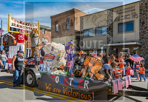 Route 66- Homecoming Parade in Waynesville, MO (C)2017PicsbyJax #WHS #waynesvillehomecoming2017 #WMS #tigerpride #getyourpicsonroute66 #picsbyjax -2483.jpg