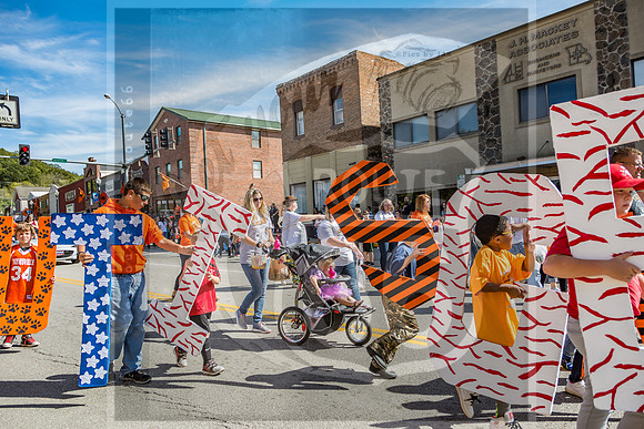 Route 66- Homecoming Parade in Waynesville, MO (C)2017PicsbyJax #WHS #waynesvillehomecoming2017 #WMS #tigerpride #getyourpicsonroute66 #picsbyjax -2506.jpg
