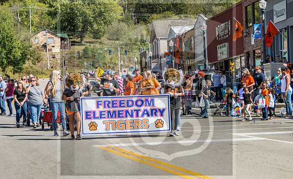 Route 66- Homecoming Parade in Waynesville, MO (C)2017PicsbyJax #WHS #waynesvillehomecoming2017 #WMS #tigerpride #getyourpicsonroute66 #picsbyjax -2542.jpg