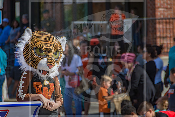 Route 66- Homecoming Parade in Waynesville, MO (C)2017PicsbyJax #WHS #waynesvillehomecoming2017 #WMS #tigerpride #getyourpicsonroute66 #picsbyjax -2546.jpg