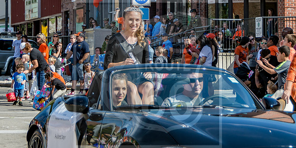Route 66- Homecoming Parade in Waynesville, MO (C)2017PicsbyJax #WHS #waynesvillehomecoming2017 #WMS #tigerpride #getyourpicsonroute66 #picsbyjax -2553.jpg