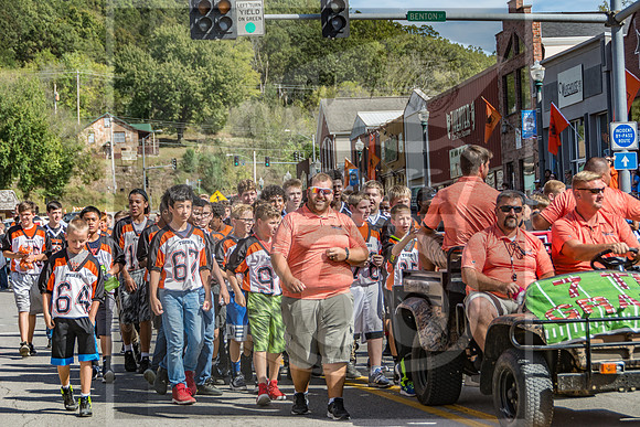 Route 66- Homecoming Parade in Waynesville, MO (C)2017PicsbyJax #WHS #waynesvillehomecoming2017 #WMS #tigerpride #getyourpicsonroute66 #picsbyjax -2565.jpg