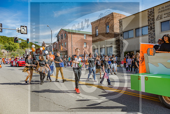 Route 66- Homecoming Parade in Waynesville, MO (C)2017PicsbyJax #WHS #waynesvillehomecoming2017 #WMS #tigerpride #getyourpicsonroute66 #picsbyjax -2582.jpg