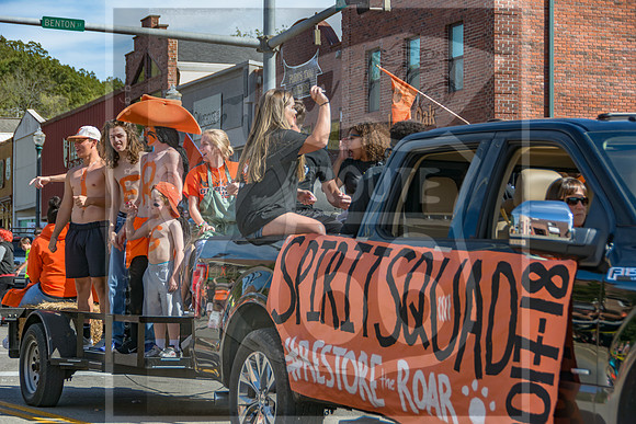 Route 66- Homecoming Parade in Waynesville, MO (C)2017PicsbyJax #WHS #waynesvillehomecoming2017 #WMS #tigerpride #getyourpicsonroute66 #picsbyjax -2593.jpg