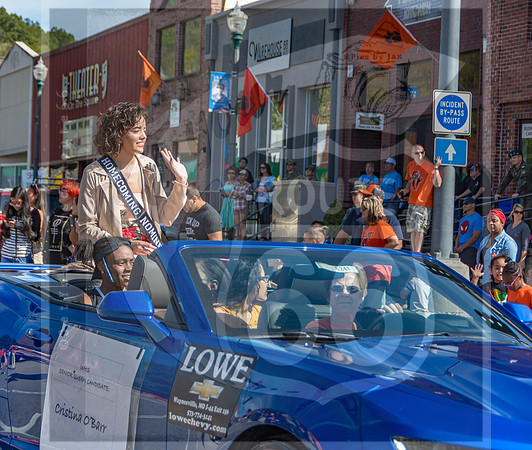 Route 66- Homecoming Parade in Waynesville, MO (C)2017PicsbyJax #WHS #waynesvillehomecoming2017 #WMS #tigerpride #getyourpicsonroute66 #picsbyjax -2651.jpg