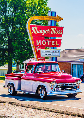 Lebanon, MO_Munger Moss_JAX_0391.jpg