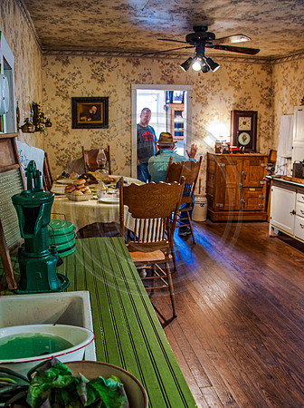 Old Stagecoach Stop Interior 2015-6601.jpg