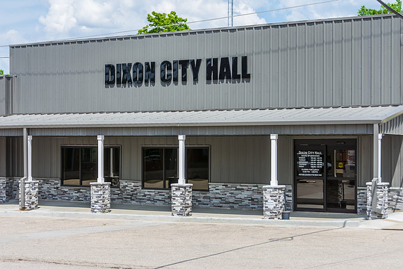 Dixon City Hall_PCN22-3451.jpg