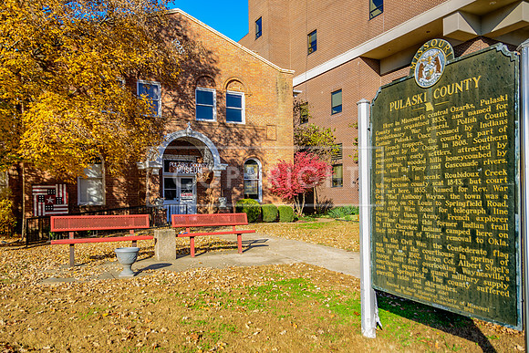 Route 66 - Fall in Waynesville, MO  (c)PicsbyJax #rt66courthouse #getyourpicsonroute66 #route66 #picsbyjax-5317.jpg