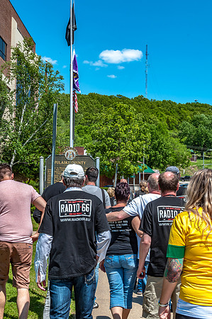 Tourists on Route 66 in Waynesville, MO© PicsbyJax-0399.jpg