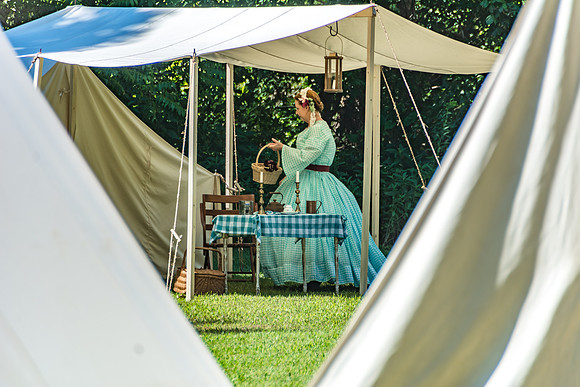Civil War re-enactors on the banks of the Roubidoux during Old Settlers Day © PicsbyJax-6291.jpg