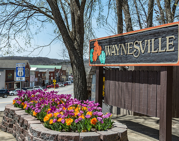 Route 66 Waynesville entry sign © PicsbyJax-3899.jpg