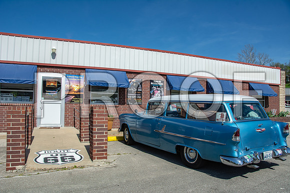 Get Your Pics on Route 66 Souvenir Shop © PicsbyJax-4695.jpg