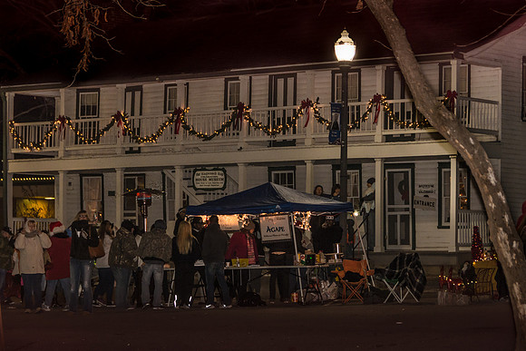 Christmas on the Square 2016 (c)PicsbyJax #waynesvilledowntownbusinessassociation #waynesvillemo #cityofWaynesville #route66 #getyourpicsonroute66 #picsbyjax-2545.jpg