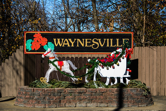 Route 66- Christmas in Waynesville, MO 2017 (c)PicsbyJax #christmas2017 #waynesvillemo #picsbyjax #getyourpicsonroute66-8125.jpg