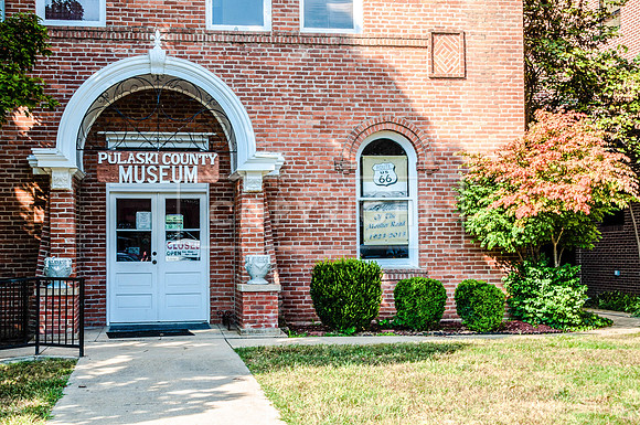 Route 66, 1903 Court House in Waynesville, MO -3590-2.jpg