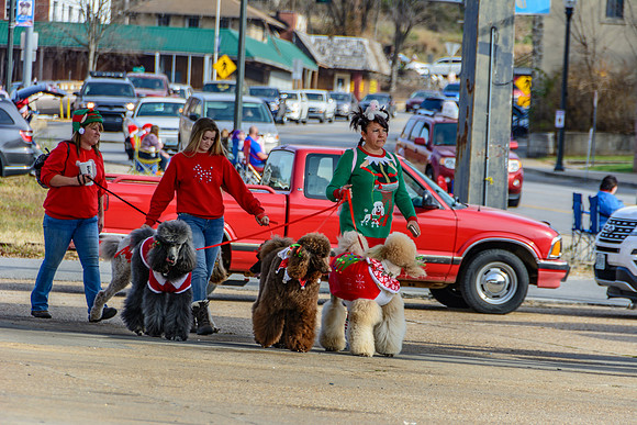 Route 66 - Parade Day in Waynesville, Mo (c)2017PicsbyJax #waynesvillemo #thesquare #picsbyjax #christmasparade2017 #getyourpicsonroute66-6958.jpg