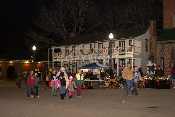 Christmas on the Square 2016 (c)PicsbyJax #waynesvilledowntownbusinessassociation #waynesvillemo #cityofWaynesville #route66 #getyourpicsonroute66 #picsbyjax-2555.jpg