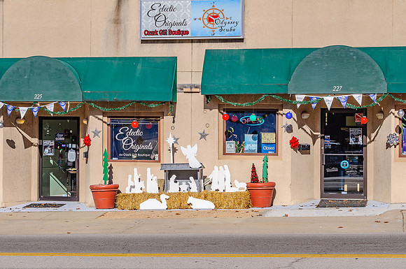 It's beginning to ook a lot like Christmas in Waynesville, MO (c)2017PicsbyJax #waynesvillemo #picsbyjax #christmas2017 -0083.jpg