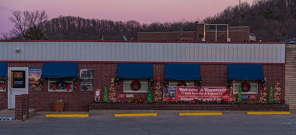 It's beginning to ook a lot like Christmas in Waynesville, MO (c)2017PicsbyJax #waynesvillemo #picsbyjax #christmas2017 -0185.jpg
