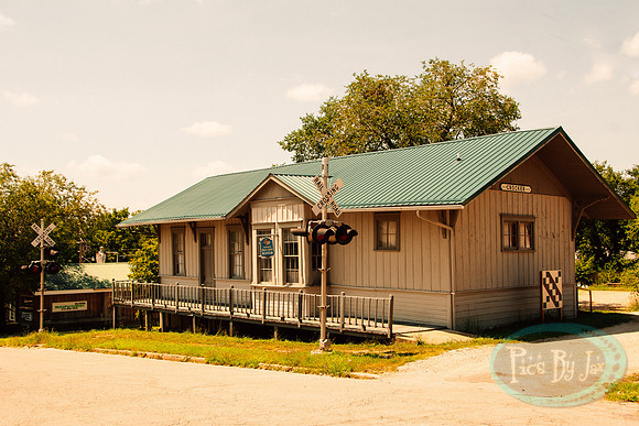 Roadtrip Finds (c)2017PicsbyJax #iberiamo #crockermo #picsbyjax-5249.jpg