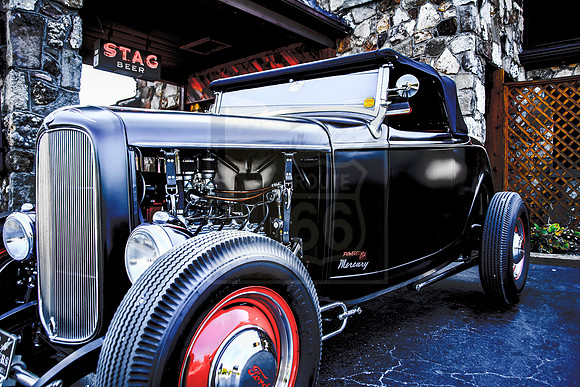 Route 66-  Wallace '32 - Cuba, MO 2016 (c)PicsbyJax #cubafest #route66 #32ford #roadiecar #roadster #vintagecar  #32Ford #getyourpicsonroute66 #picsbyjax #allmyrowdyroadiefriends-9209