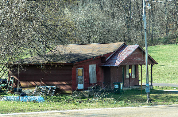 Country Shots (c)2017PicsbyJax #barns #cemetery #countrydrive-6957-2.jpg