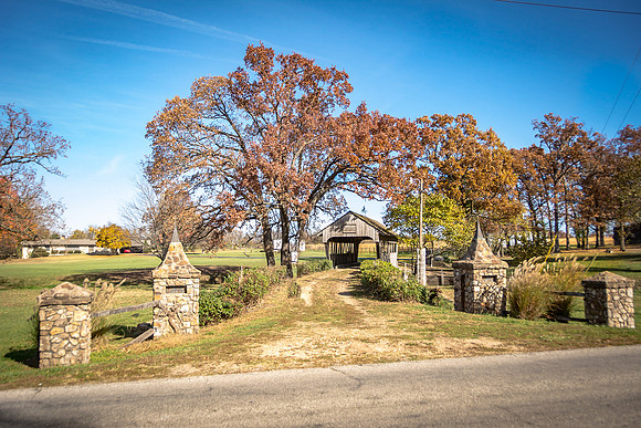 E.D.Rush Covered Bridge in Lebanon, MO (C)2017PicsbyJax-5332.jpg