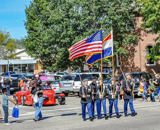 Route 66- Homecoming Parade in Waynesville, MO (C)2017PicsbyJax #WHS #waynesvillehomecoming2017 #WMS #tigerpride #getyourpicsonroute66 #picsbyjax -0055.jpg