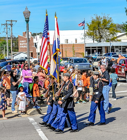 Route 66- Homecoming Parade in Waynesville, MO (C)2017PicsbyJax #WHS #waynesvillehomecoming2017 #WMS #tigerpride #getyourpicsonroute66 #picsbyjax -0059.jpg