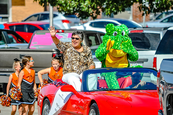Route 66- Homecoming Parade in Waynesville, MO (C)2017PicsbyJax #WHS #waynesvillehomecoming2017 #WMS #tigerpride #getyourpicsonroute66 #picsbyjax -0070.jpg