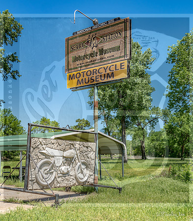 Route 66- Arcadia Neon Fest 2017 Trip (c)PicsbyJax #route66 #arcadia #oklahoma #neonfest2017 #route66roadtrip #getyourpicsonroute66 #picsbyjax -9243.jpg