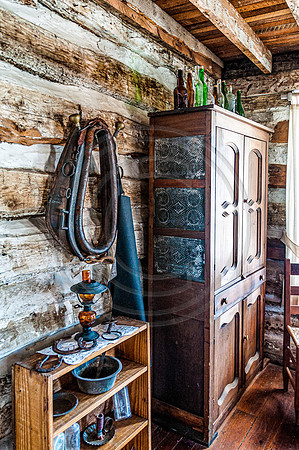 Old Stagecoach Stop Interior 2015-6593.jpg