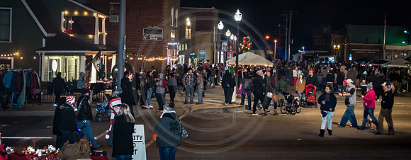 Christmas on the Square 2016 (c)PicsbyJax waynesvilledowntownbusinessassociation waynesvillemo cityofWaynesville route66 getyourpicsonroute66 picsbyjax-2512.jpg