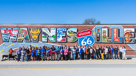 Route 66 Ray Harvey Mural in Waynesville, MO ©PicsbyJax-0905.jpg