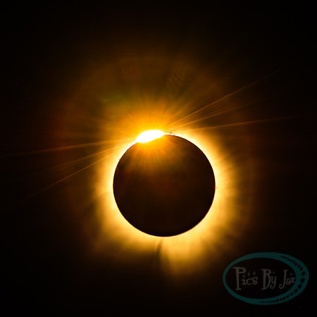 Total Solar Eclipse 2024 © Pics by Jax-2847-Enhanced-NR.jpg