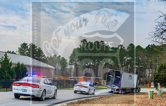 Wreaths Across America Delivery 2020-5226.jpg