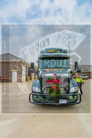 Wreaths Across America Delivery 2020-5242.jpg