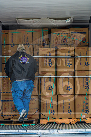 Wreaths Across America Delivery 2020-5255.jpg