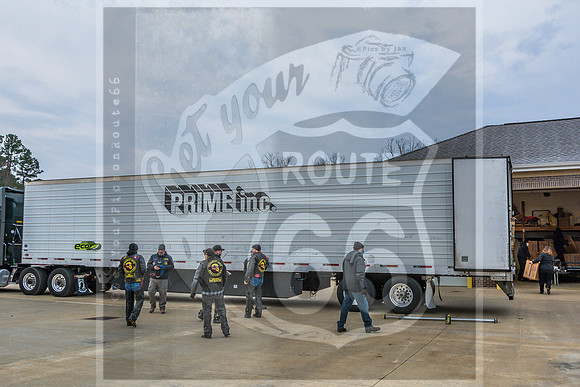 Wreaths Across America Delivery 2020-5276.jpg